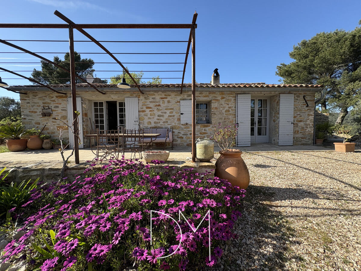 House Le Beausset