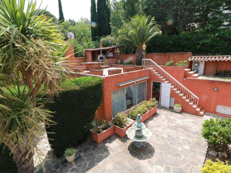 House Le Beausset - 5 bedrooms