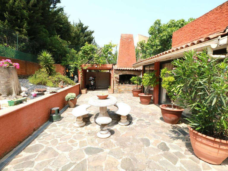 House Le Beausset - 5 bedrooms