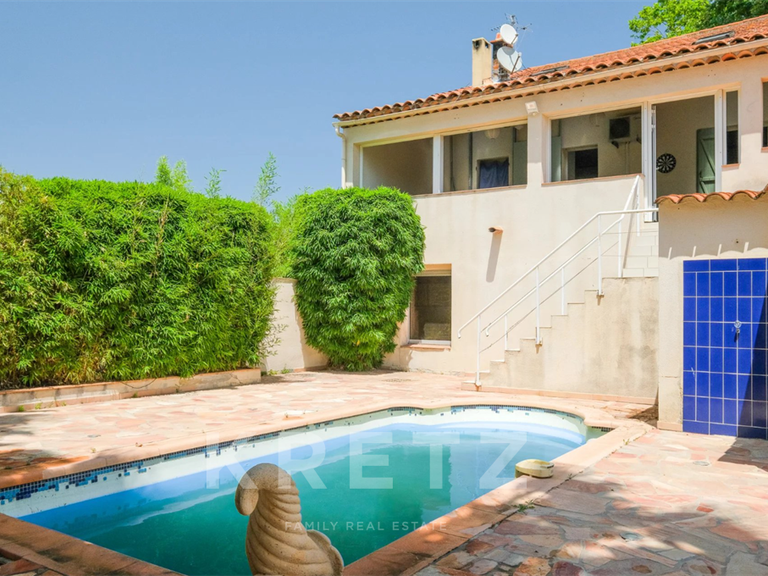 Maison Le Beausset - 4 chambres - 195m²
