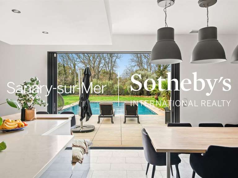 Maison Le Beausset - 6 chambres - 254m²