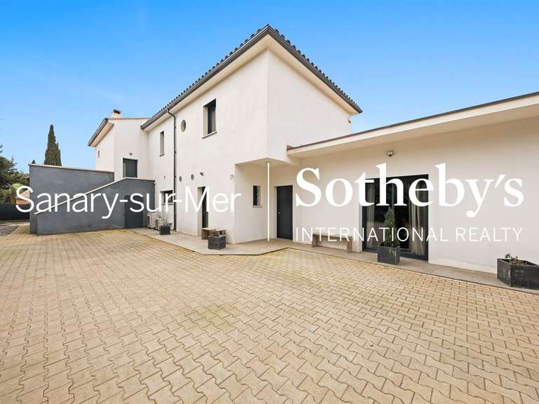 Maison Le Beausset - 6 chambres - 254m²