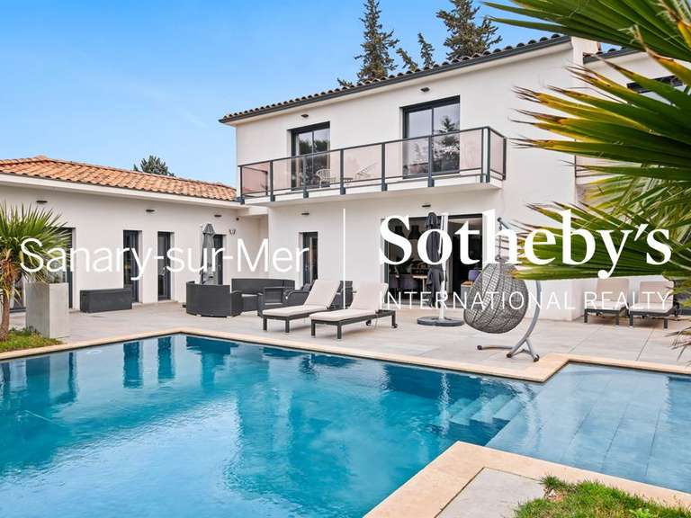 Maison Le Beausset - 6 chambres - 254m²