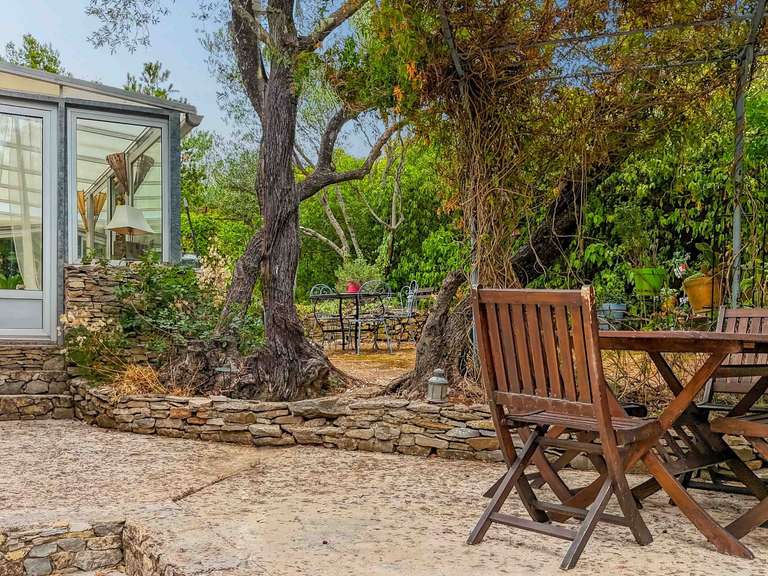 Maison Le Beausset - 5 chambres - 139m²