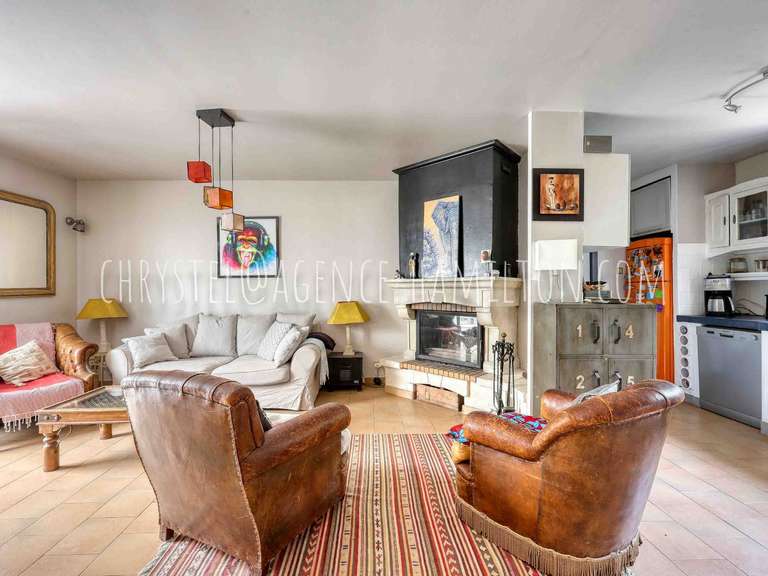 Maison Le Beausset - 5 chambres - 139m²