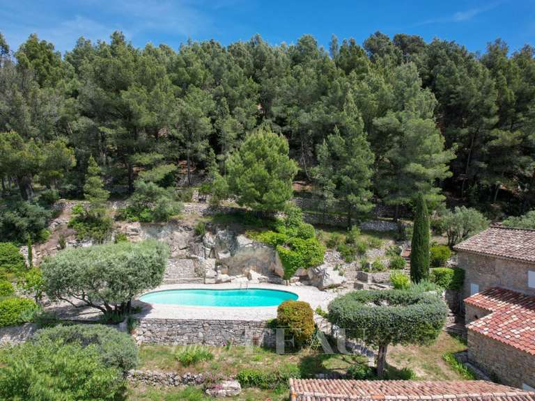 Maison Le Beausset - 6 chambres - 197m²