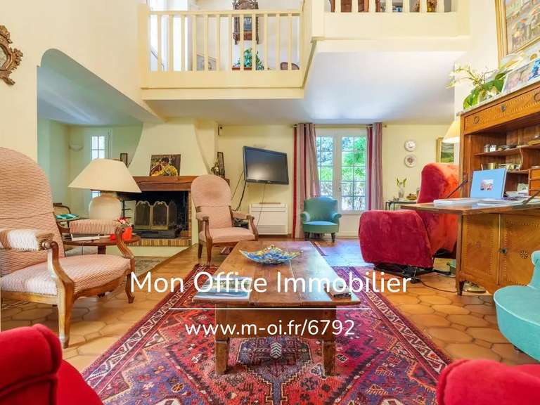 Maison Le Beausset - 3 chambres - 172m²