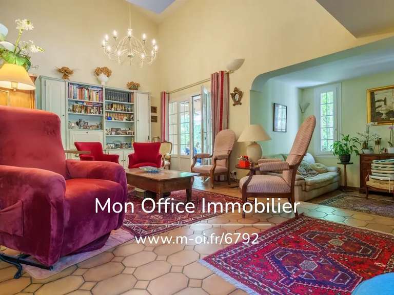 Maison Le Beausset - 3 chambres - 172m²