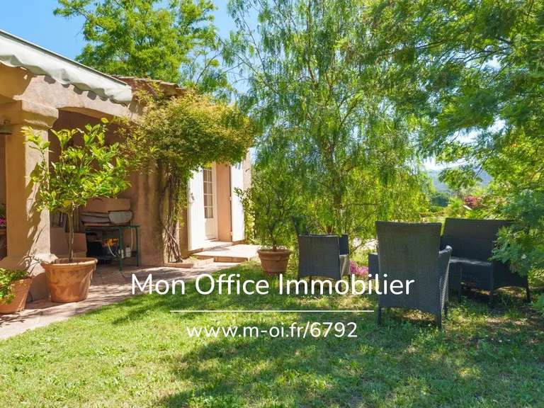 Maison Le Beausset - 3 chambres - 172m²