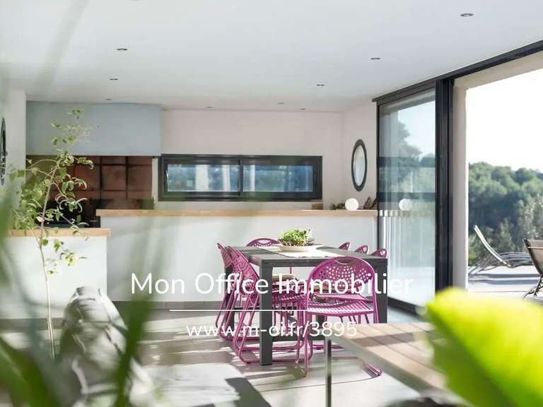 Villa Le Beausset - 3 chambres - 212m²