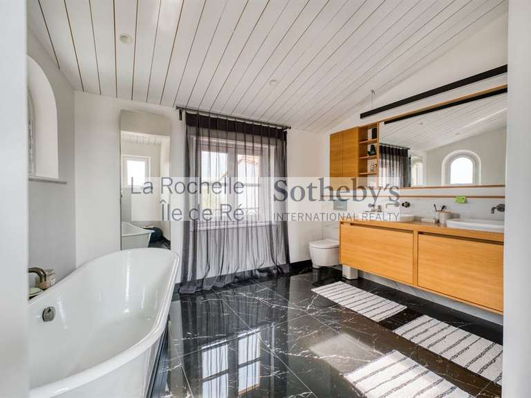 Maison Le Bois-Plage-en-Ré - 8 chambres - 440m²