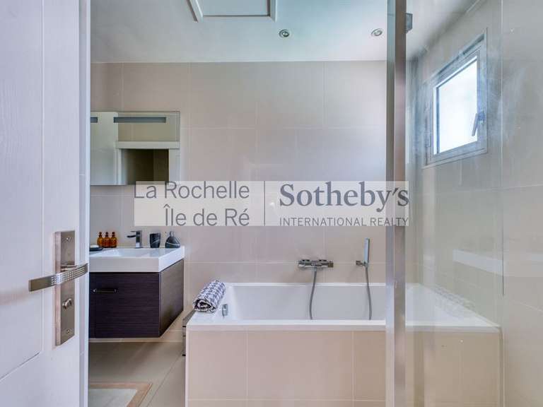 House Le Bois-Plage-en-Ré - 5 bedrooms - 260m²