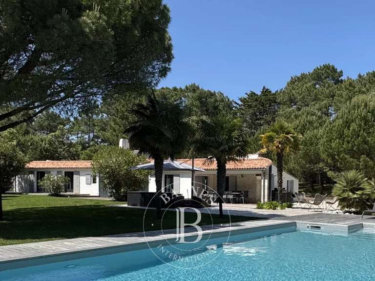 Maison Le Bois-Plage-en-Ré - 5 chambres - 180m²