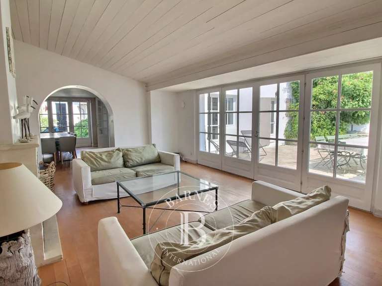 Maison Le Bois-Plage-en-Ré - 5 chambres - 136m²