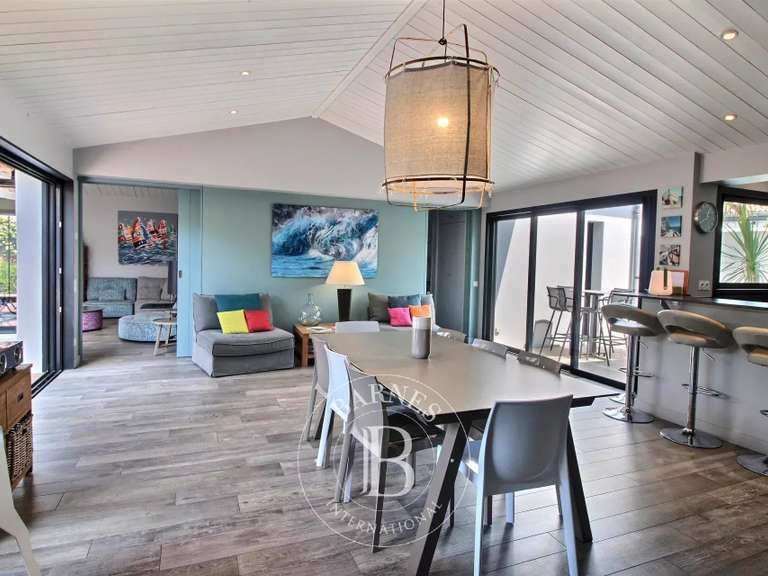 Maison Le Bois-Plage-en-Ré - 5 chambres - 215m²