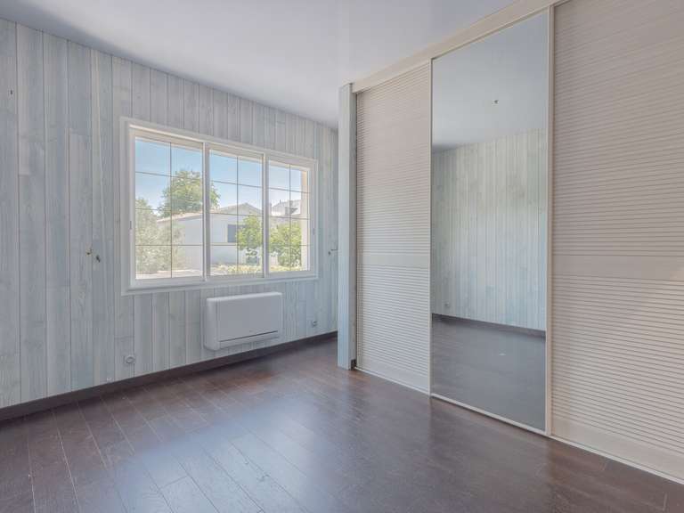 Apartment Le Bouscat - 3 bedrooms - 145m²