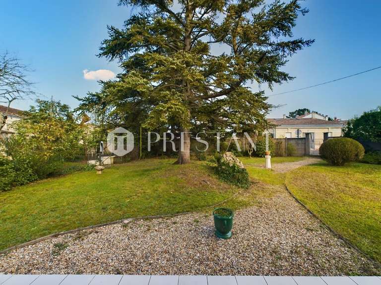 Maison Le Bouscat - 2 chambres - 116m²