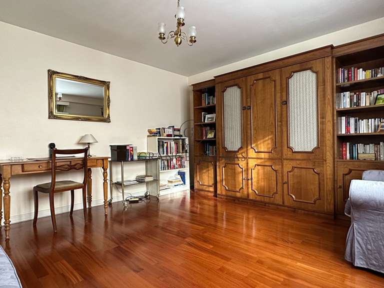 House Le Bouscat - 4 bedrooms - 193m²