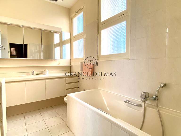 Maison Le Bouscat - 6 chambres - 190m²