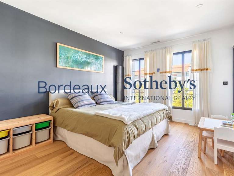 Maison Le Bouscat - 5 chambres - 210m²