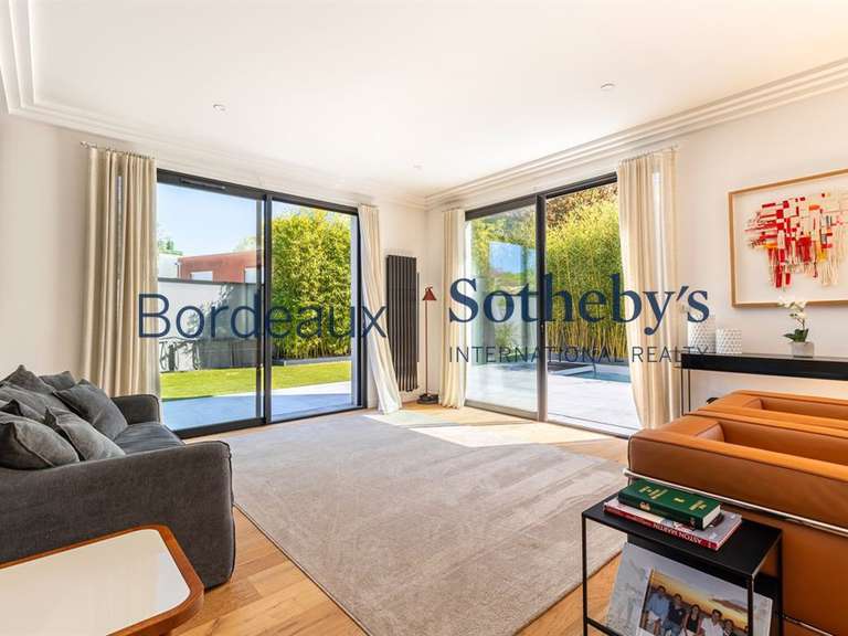 Maison Le Bouscat - 5 chambres - 210m²