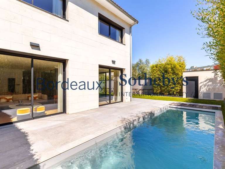 Maison Le Bouscat - 5 chambres - 210m²