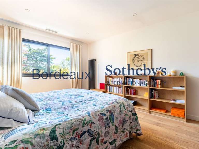 Maison Le Bouscat - 5 chambres - 210m²