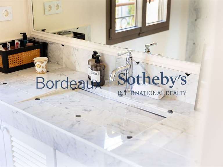 Maison Le Bouscat - 3 chambres - 138m²