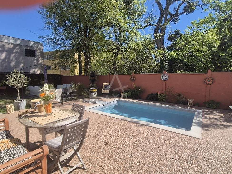 House Le Bouscat