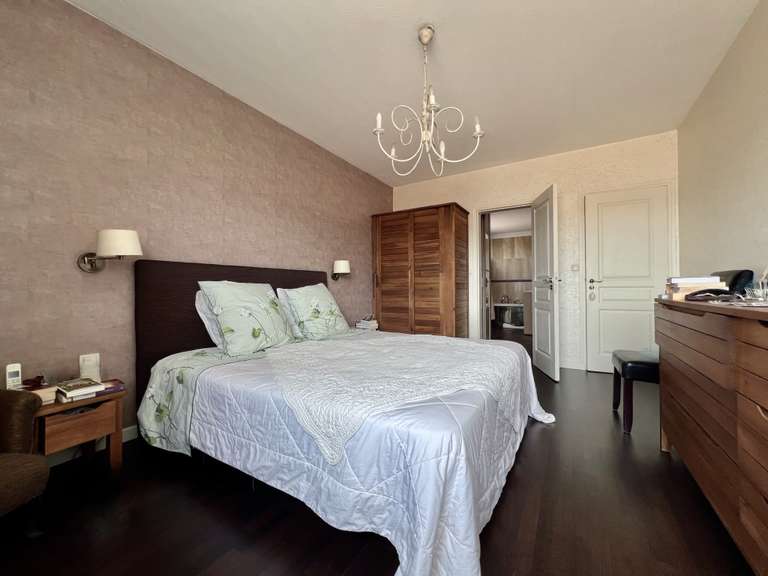 Maison Le Bouscat - 4 chambres - 210m²