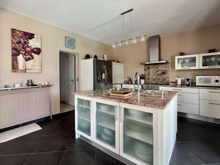 Maison Le Bouscat - 4 chambres - 210m²