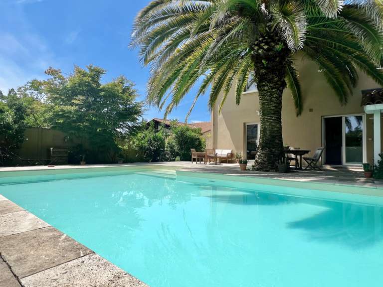 Maison Le Bouscat - 4 chambres - 210m²