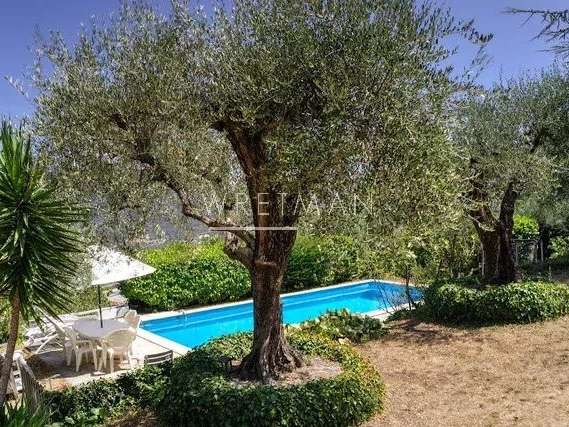 Maison Le Broc - 5 chambres - 260m²