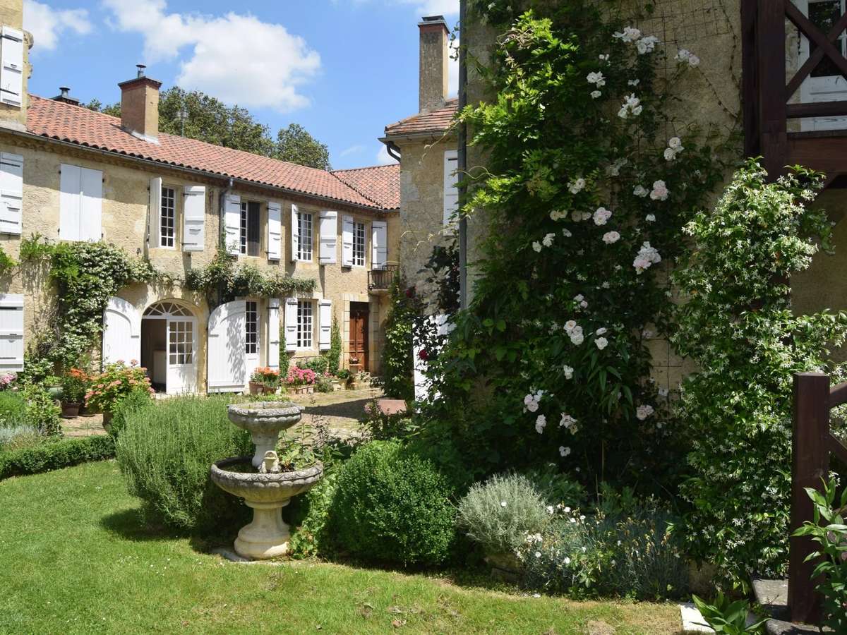 Maison Le Brouilh-Monbert