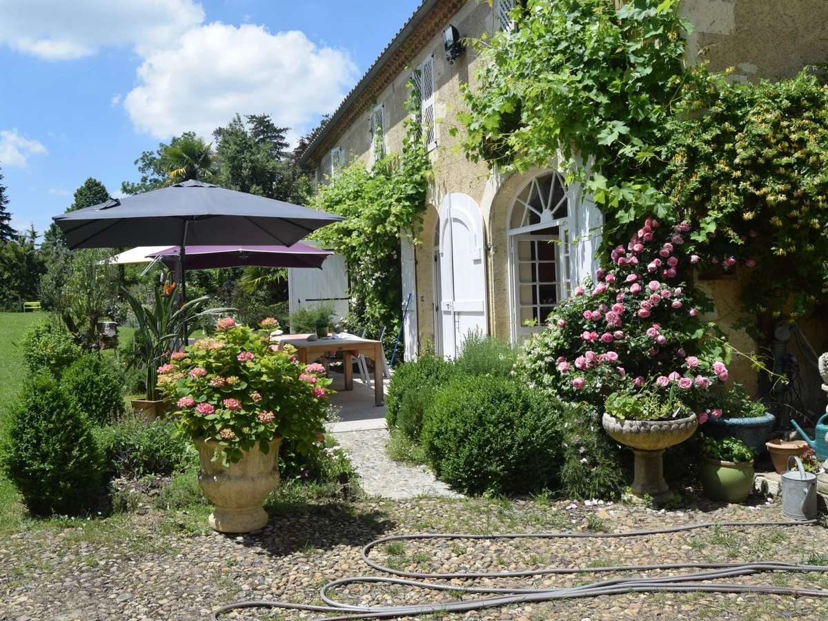 Maison Le Brouilh-Monbert