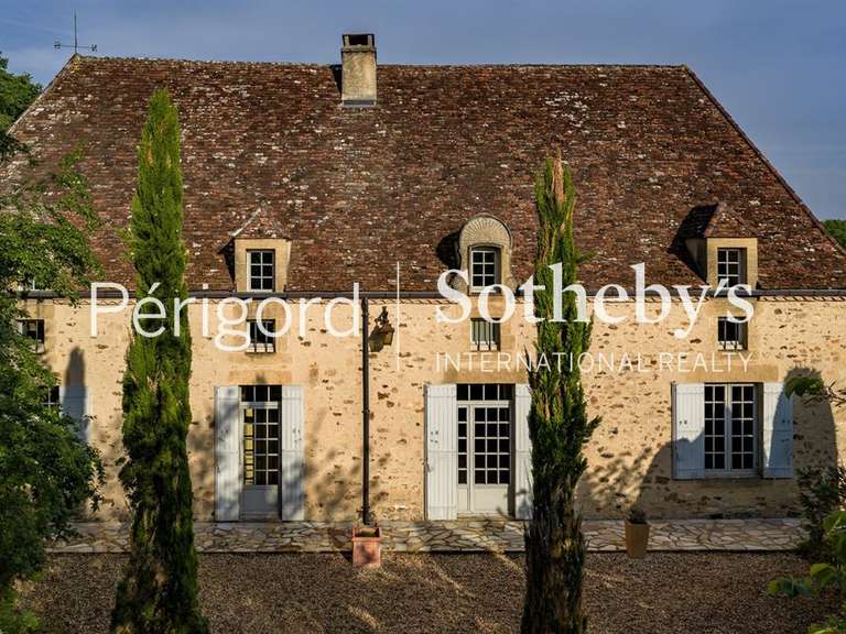 Maison Le Bugue - 6 chambres - 246m²