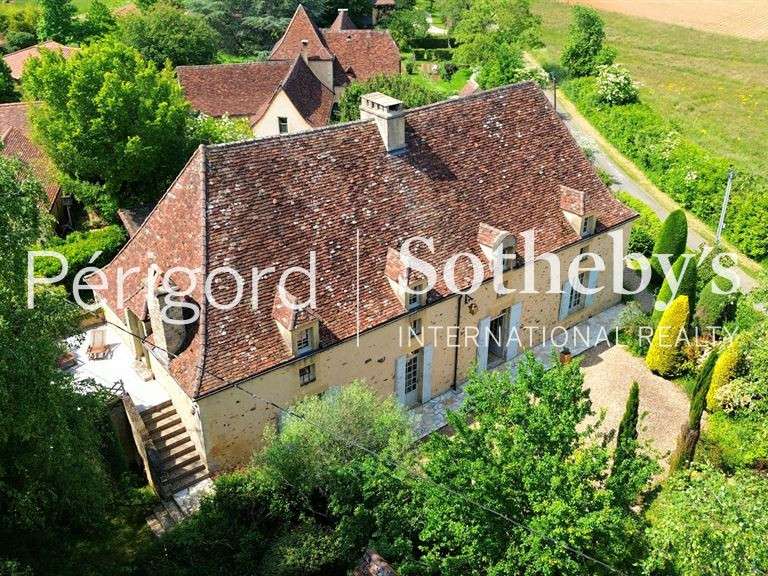 Maison Le Bugue - 6 chambres - 246m²