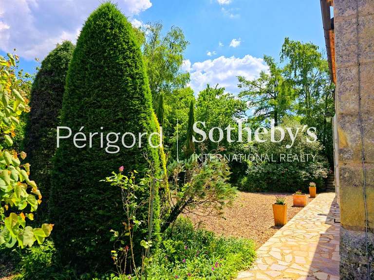 Maison Le Bugue - 6 chambres - 246m²