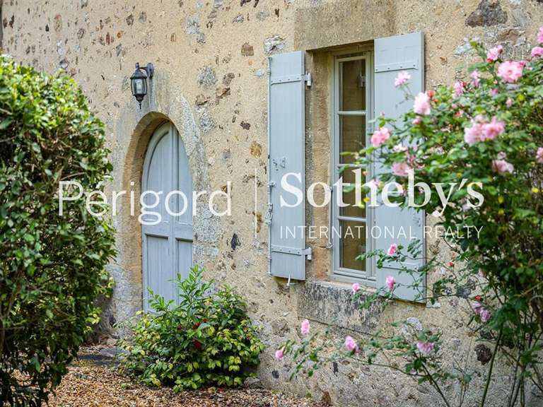 Maison Le Bugue - 6 chambres - 246m²