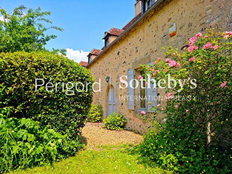 Maison Le Bugue - 6 chambres - 246m²