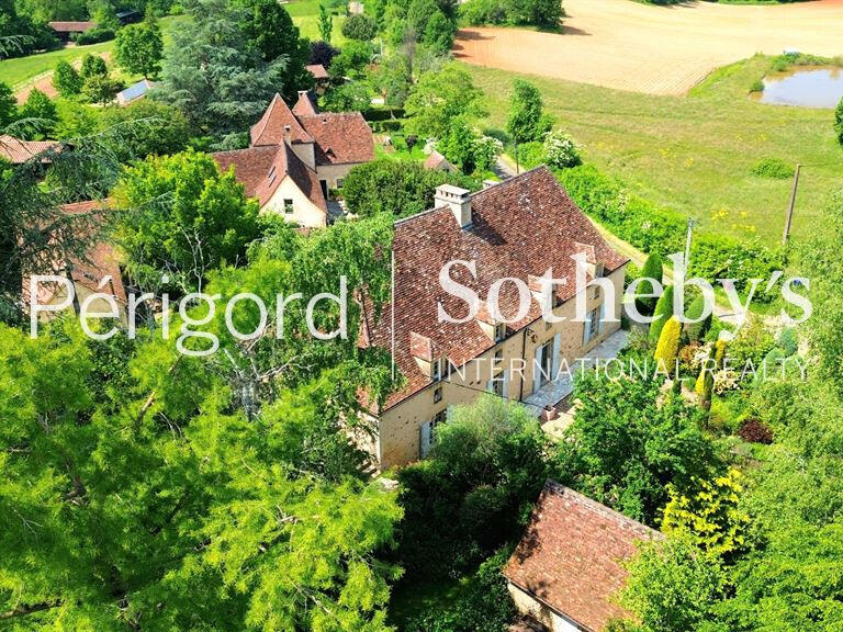 Maison Le Bugue - 6 chambres - 246m²
