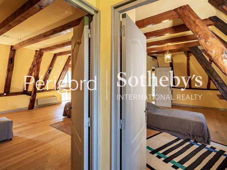 Maison Le Bugue - 6 chambres - 246m²
