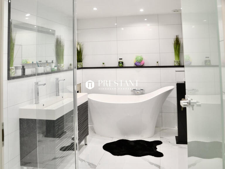 Maison Le Bugue - 5 chambres - 250m²