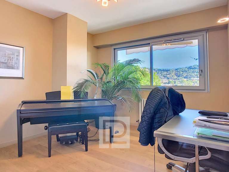 Appartement Le Cannet - 3 chambres - 165m²