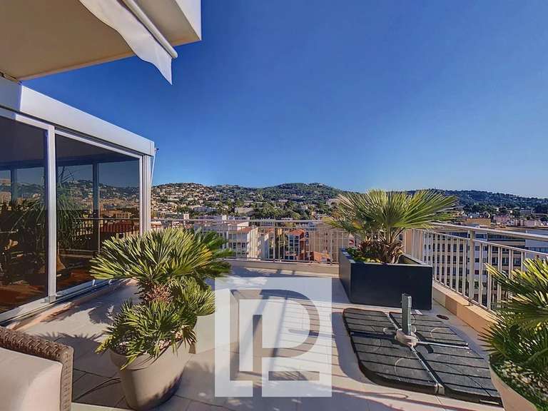 Appartement Le Cannet - 3 chambres - 165m²