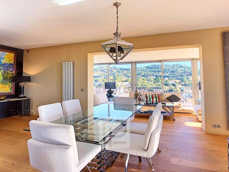 Appartement Le Cannet - 3 chambres - 165m²