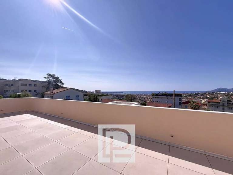 Appartement Le Cannet - 3 chambres - 131m²