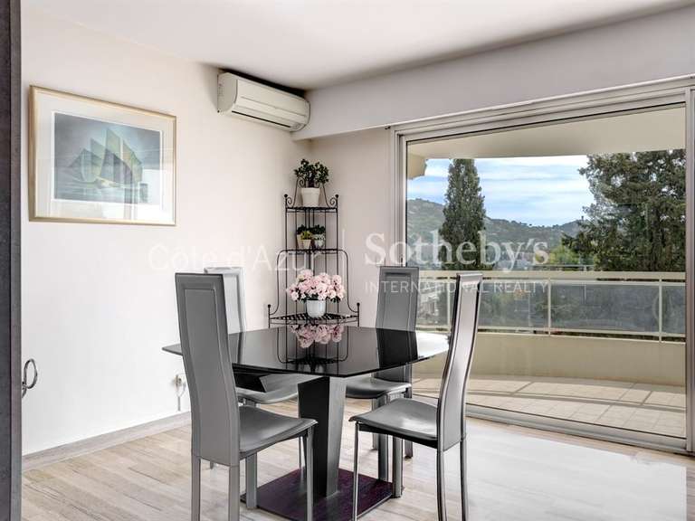 Appartement Le Cannet - 2 chambres - 85m²