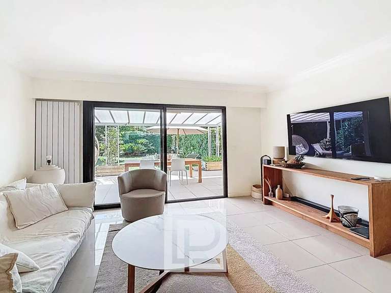 Apartment Le Cannet - 3 bedrooms - 95m²