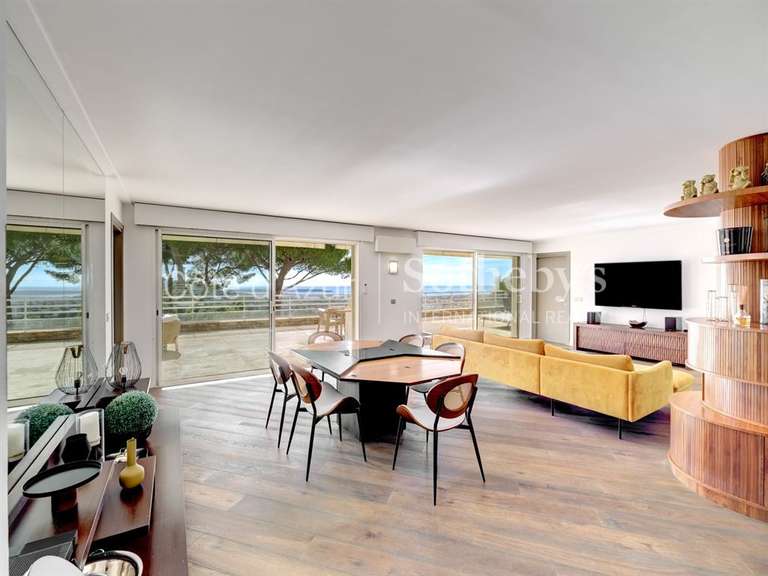 Apartment with Sea view Le Cannet - 4 bedrooms - 156m²